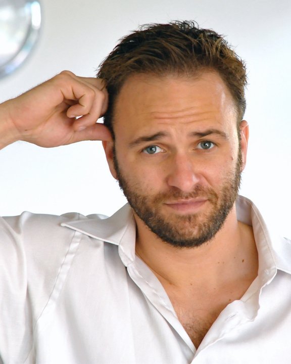 Фото - Chris Moss: 576x720 / 53 Кб