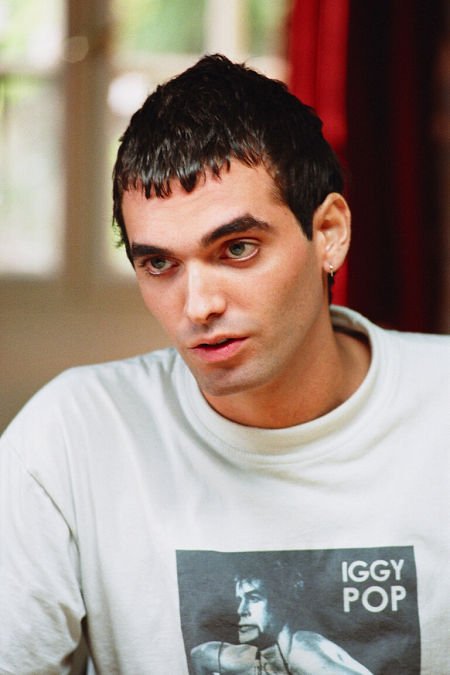 Фото - Верджил Брэмли: 450x675 / 41 Кб