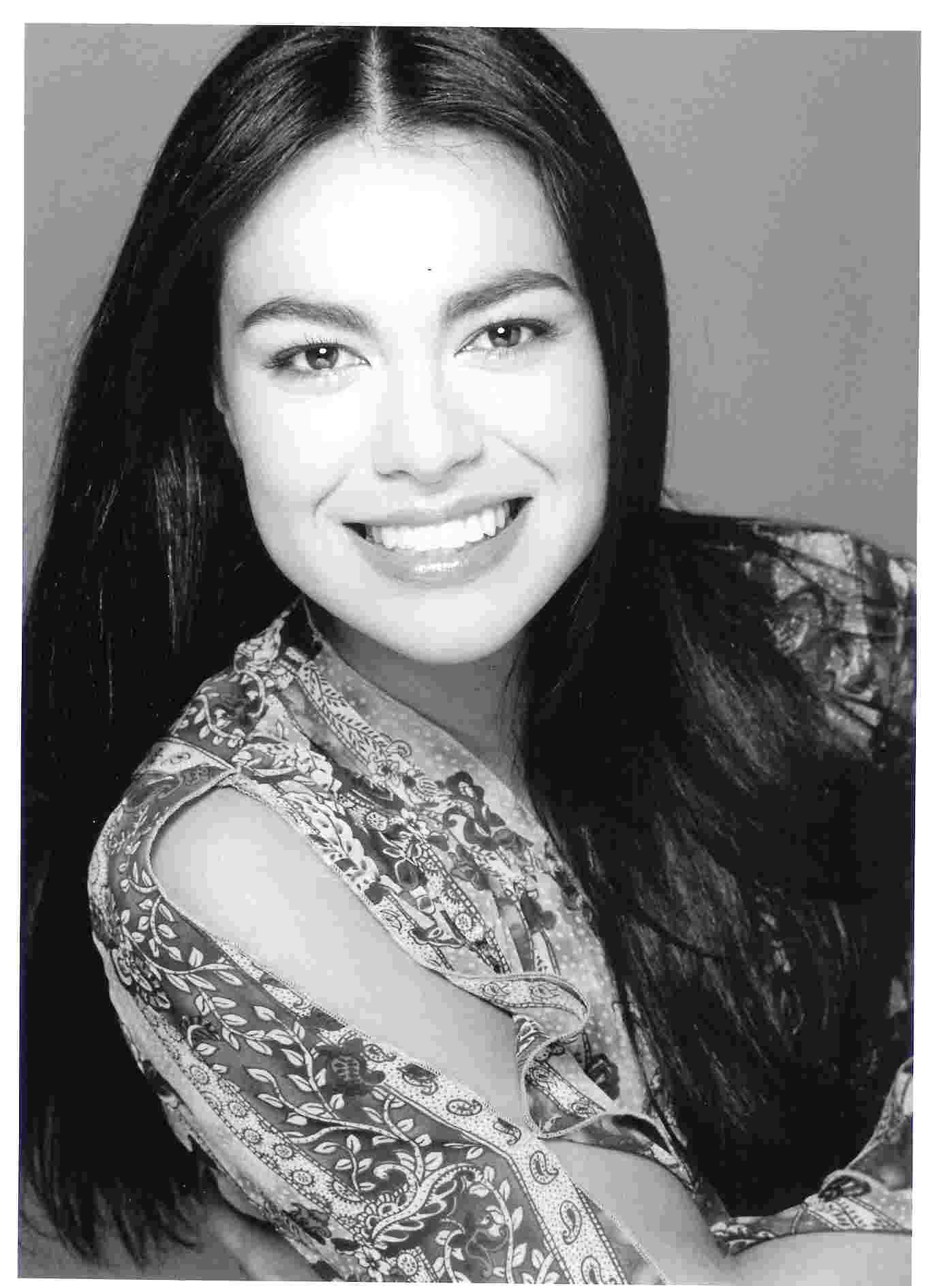 Фото - Джованна Закариас: 1397x1888 / 166 Кб