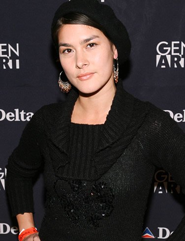 Фото - Mizuo Peck: 376x490 / 35 Кб