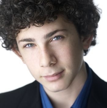 Фото - Джона Мейерсон: 350x352 / 17 Кб