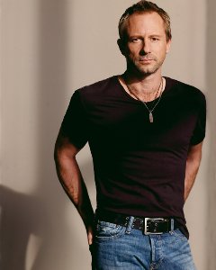 Фото - Дэниэл Фазерс: 240x300 / 13 Кб