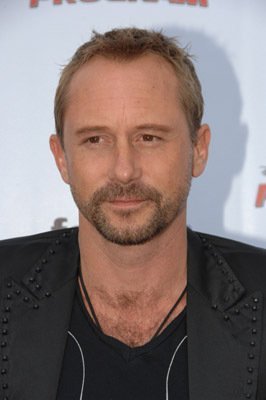 Фото - Дэниэл Фазерс: 266x400 / 16 Кб