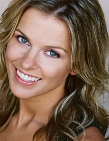 Фото - Kristyn Green: 350x455 / 31 Кб