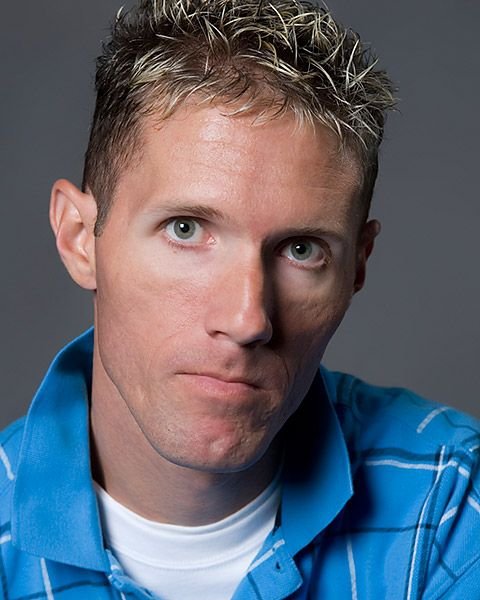 Фото - Michael E. Harvey: 480x600 / 51 Кб