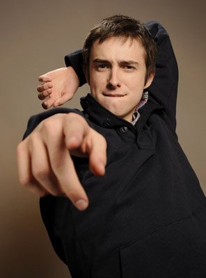 Фото - Рис Томпсон: 296x400 / 17 Кб