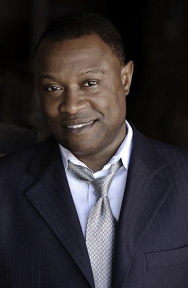 Фото - Кевин Даниван: 376x576 / 33 Кб