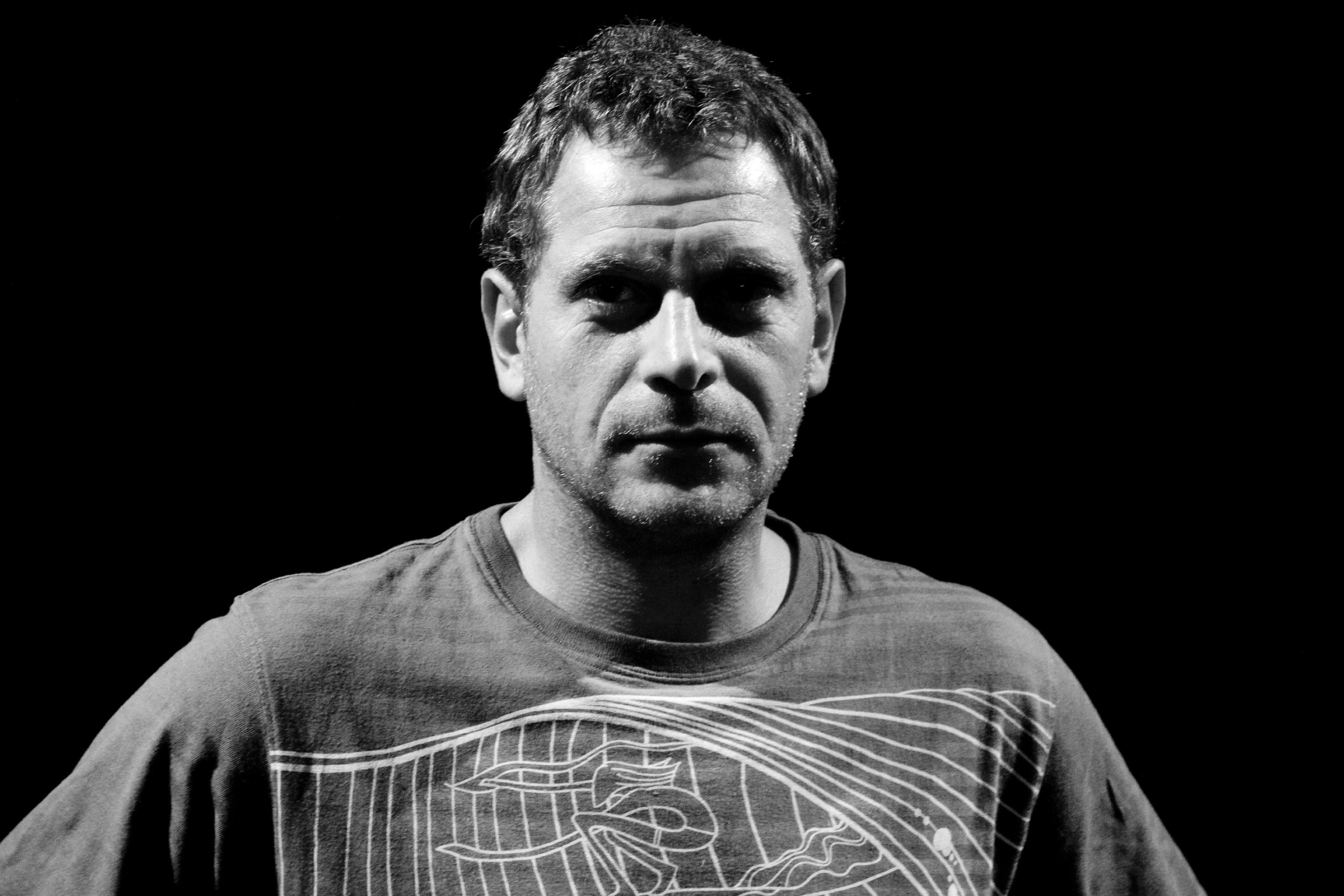 Фото - Julian Vergov: 3072x2048 / 670 Кб