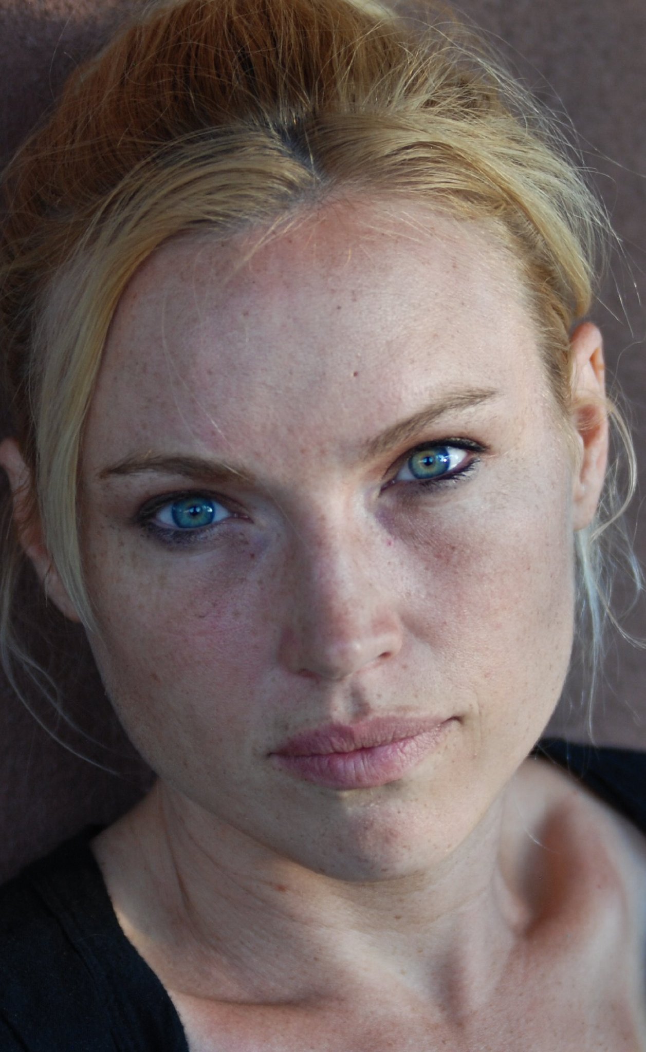 Фото - Дженни Гэбриэлль: 1257x2048 / 291 Кб