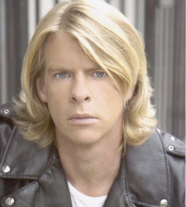 Фото - Gregory Graham: 648x721 / 79 Кб