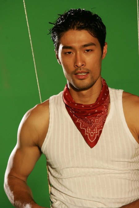 Фото - Джонни Нгуйен: 450x675 / 46 Кб