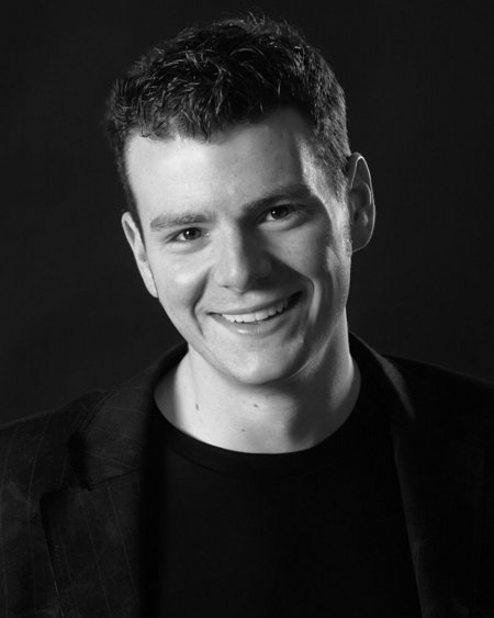 Фото - Christopher Clawson: 450x563 / 25 Кб