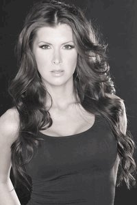 Фото - Ildiko Ferenczi: 200x300 / 13 Кб