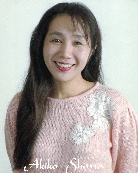 Фото - Akiko Shima: 576x720 / 85 Кб