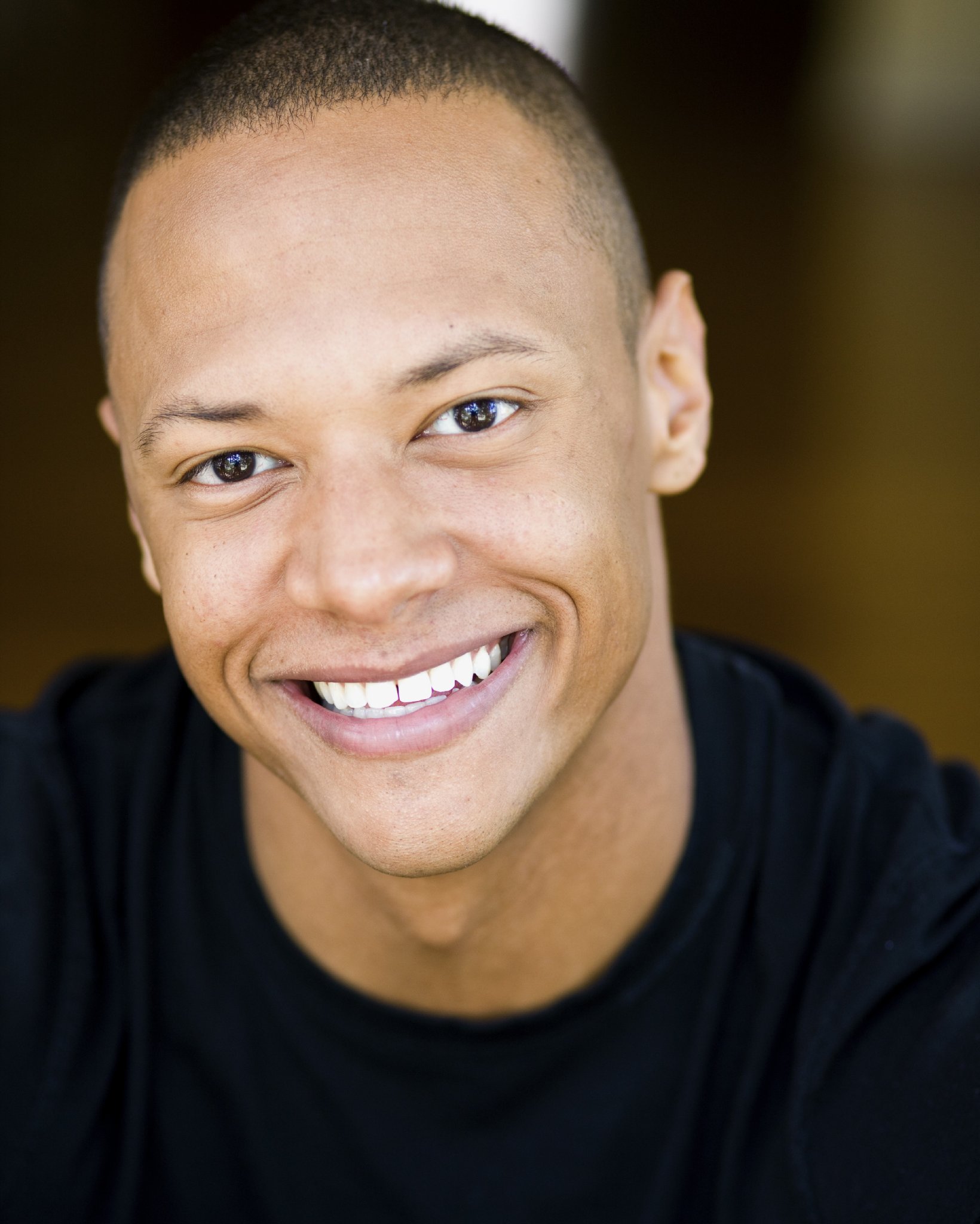 Фото - Эмерсон Брукс: 1640x2048 / 283 Кб