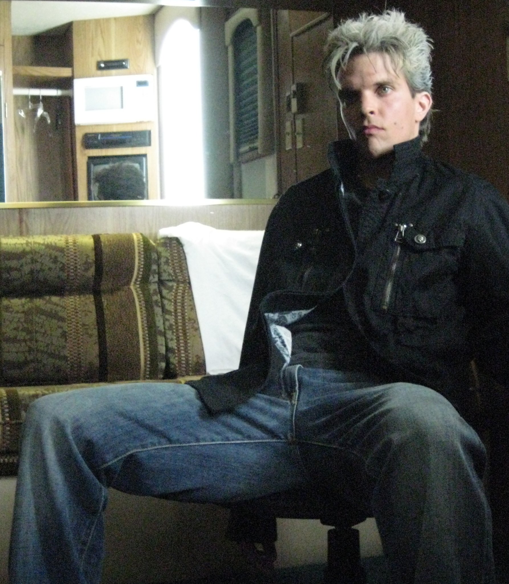 Фото - Timothy Lee DePriest: 1786x2048 / 695 Кб