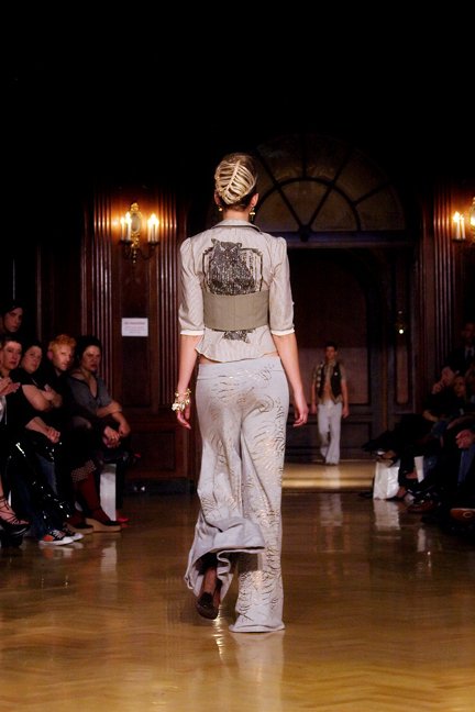 Фото - Маджейна Това: 432x648 / 44 Кб