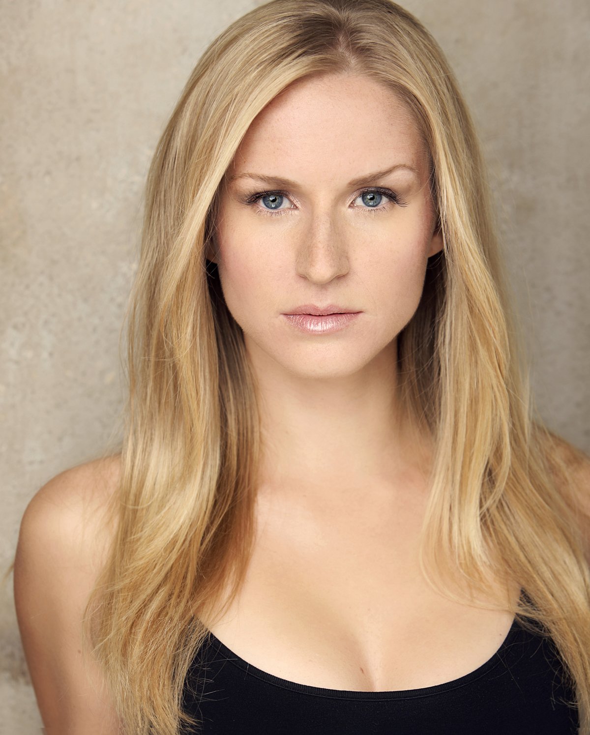 Фото - Jenn Gotzon: 1200x1495 / 230 Кб