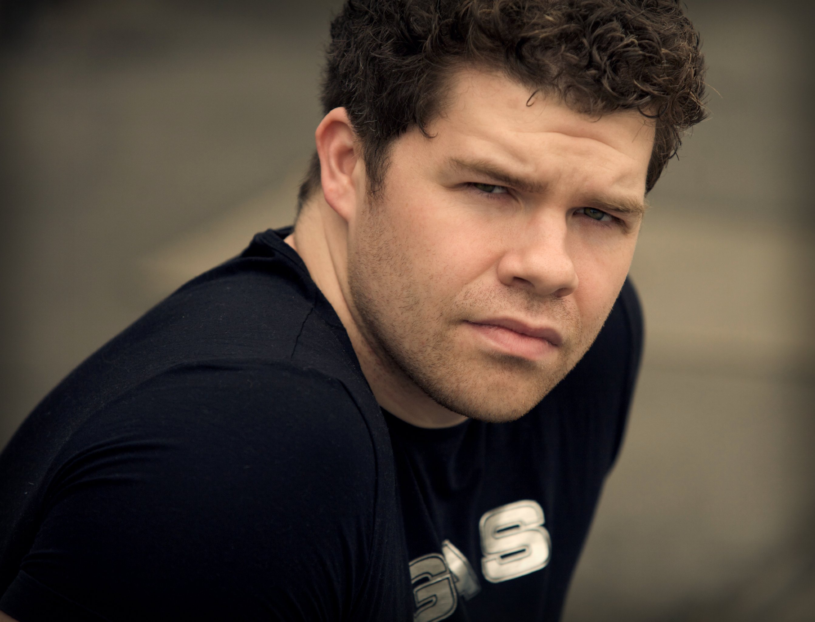 Фото - Джош Эмерсон: 2684x2048 / 462 Кб