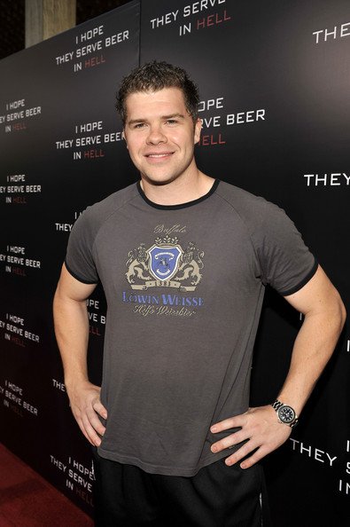 Фото - Джош Эмерсон: 395x594 / 45 Кб