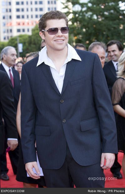 Фото - Джош Эмерсон: 400x620 / 45 Кб