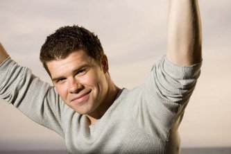 Фото - Джош Эмерсон: 333x222 / 15 Кб