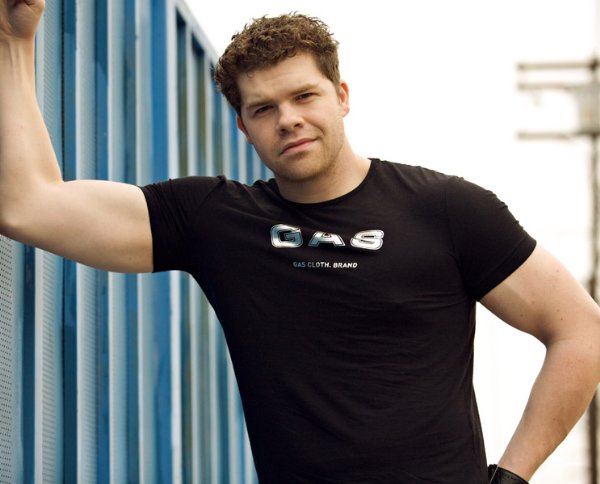 Фото - Джош Эмерсон: 600x484 / 43 Кб