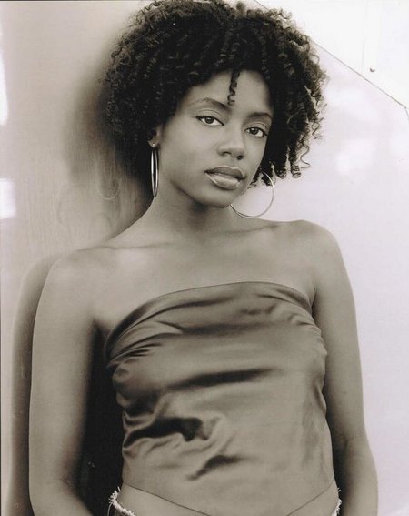 Фото - Niki J. Crawford: 450x567 / 37 Кб