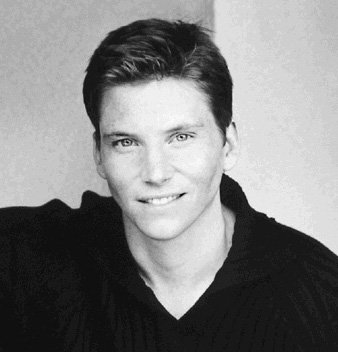 Фото - Michael Soltis: 338x352 / 20 Кб