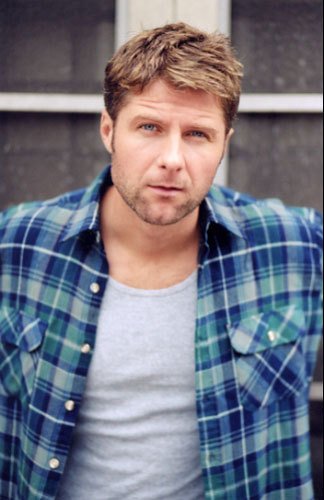 Фото - Sal Cecere: 324x500 / 35 Кб