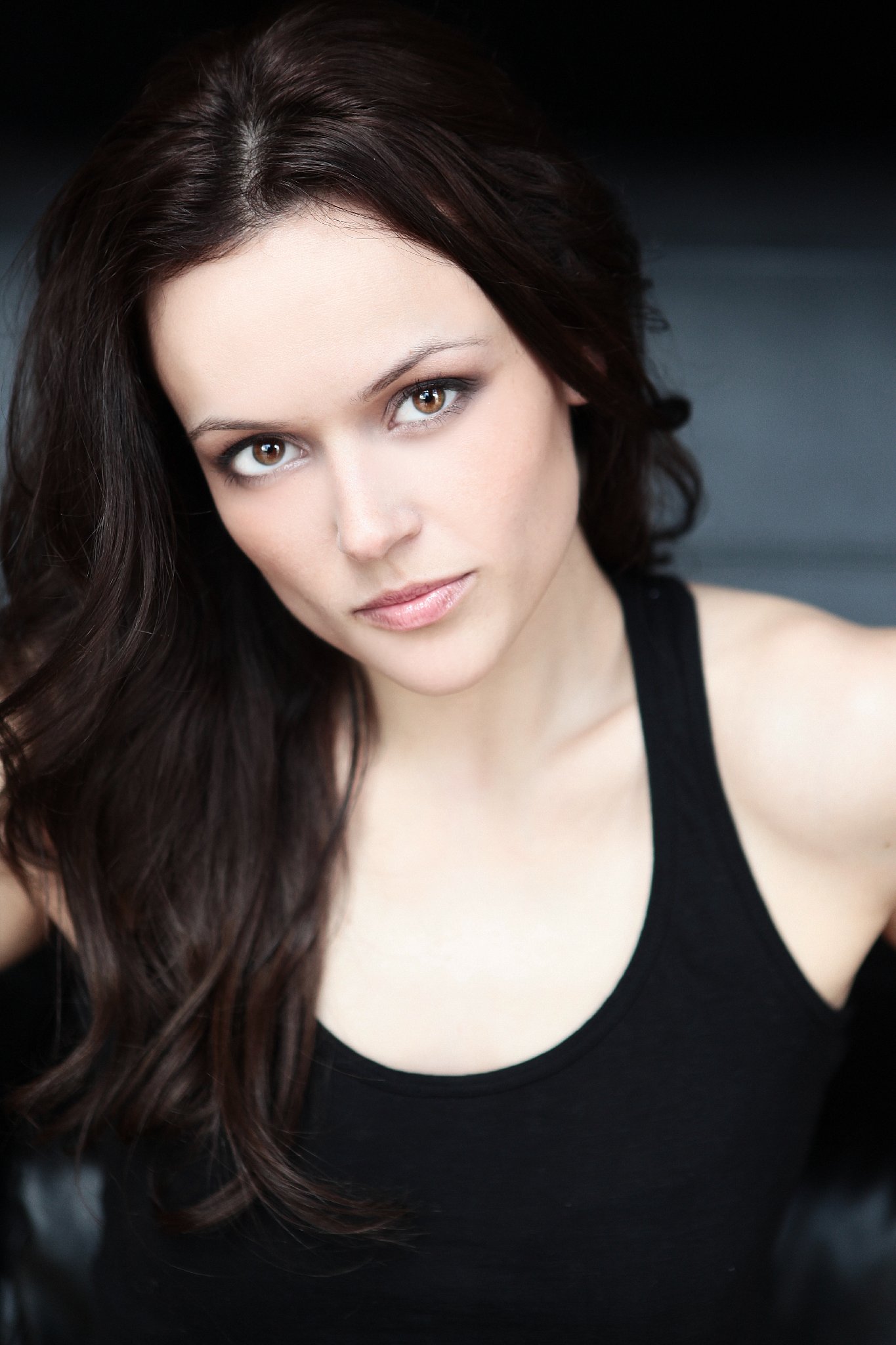 Фото - Tara Wilson: 1365x2048 / 262 Кб