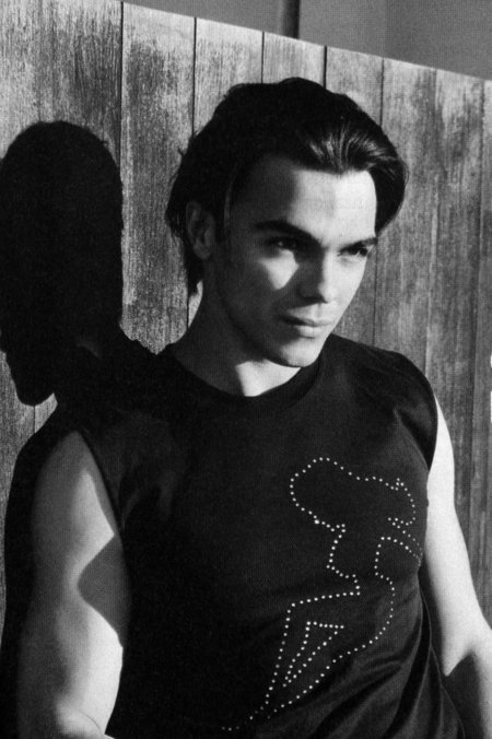 Фото - Шалим Ортис: 450x676 / 59 Кб