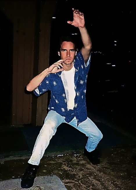 Фото - David Hodges: 468x655 / 47 Кб