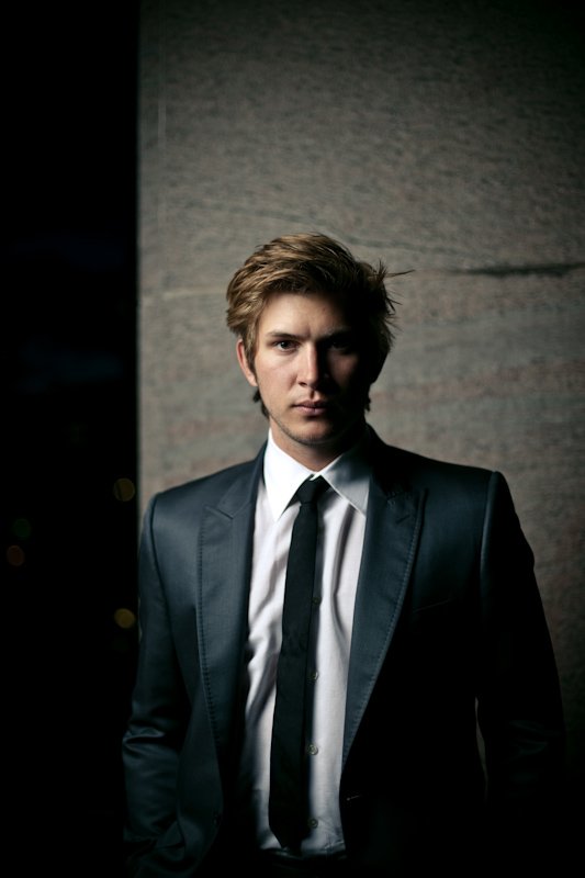 Фото - Alexis Llewellyn: 533x800 / 41 Кб