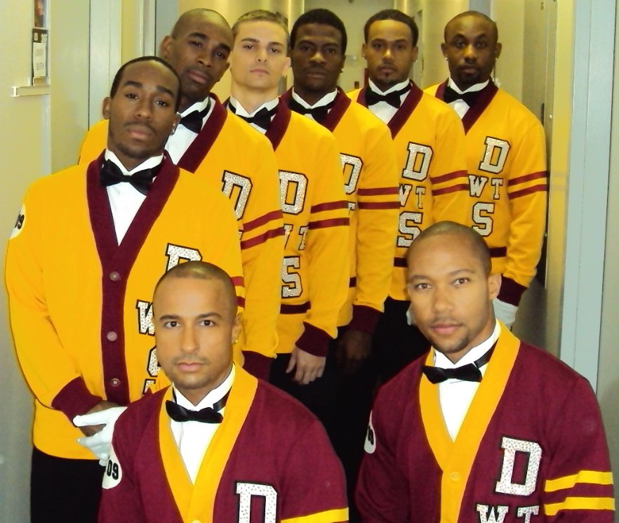 Фото - Chuck Maldonado: 882x745 / 117 Кб