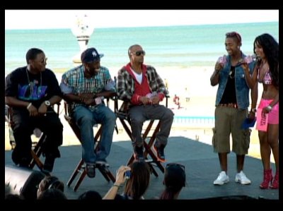 Фото - Chuck Maldonado: 400x299 / 29 Кб