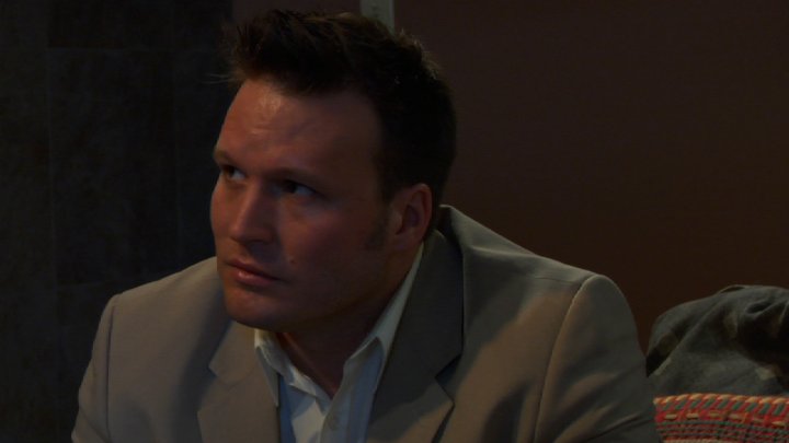 Фото - EJ Scalzi: 720x405 / 24 Кб