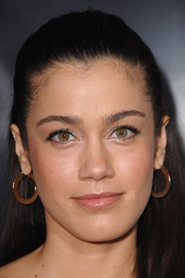 Фото - Лимари Надаль: 266x400 / 19 Кб