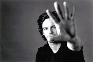 Фото - Йон Ланге: 301x201 / 9 Кб