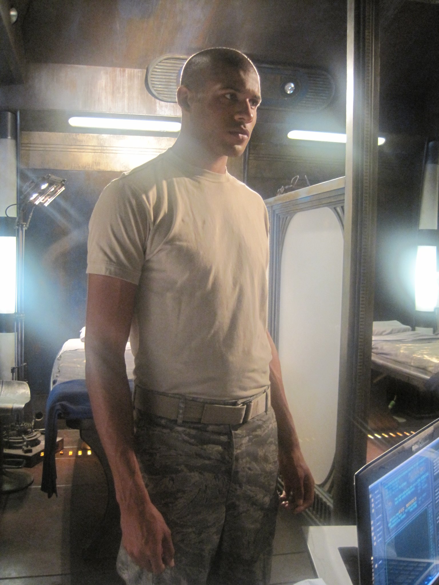 Фото - Джеффри Бауэр-Чепман: 1536x2048 / 442 Кб