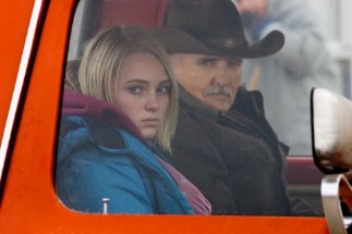 Фото - Анна-София Робб: 323x215 / 14 Кб