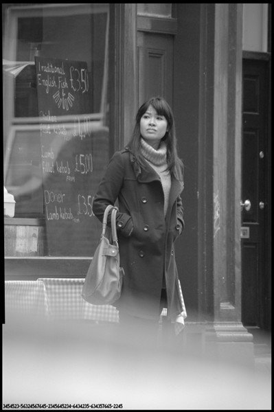 Фото - Vee Vimolmal: 399x600 / 39 Кб