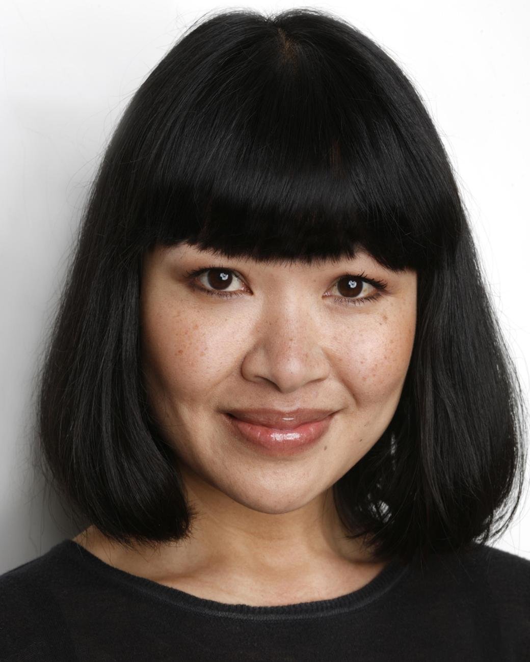 Фото - Vee Vimolmal: 1040x1300 / 148 Кб