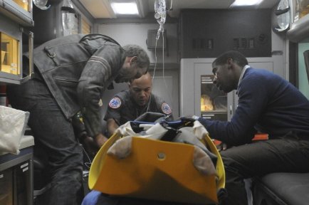 Фото - Энджел Оквендо: 434x288 / 26 Кб