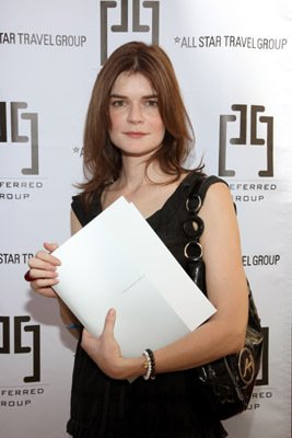 Фото - Бетси Брандт: 267x400 / 21 Кб