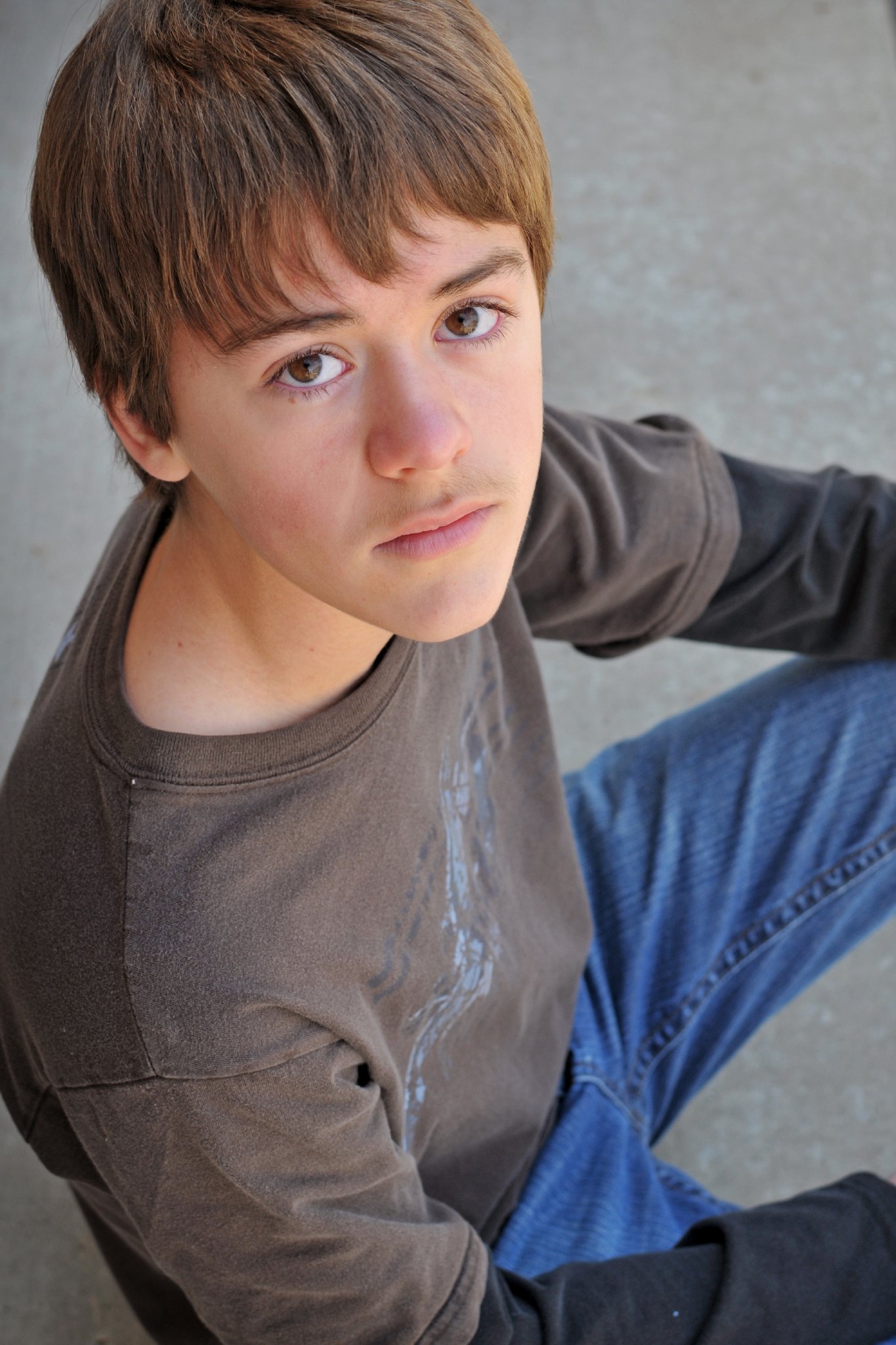 Фото - Бенжамин Петри: 1365x2048 / 354 Кб