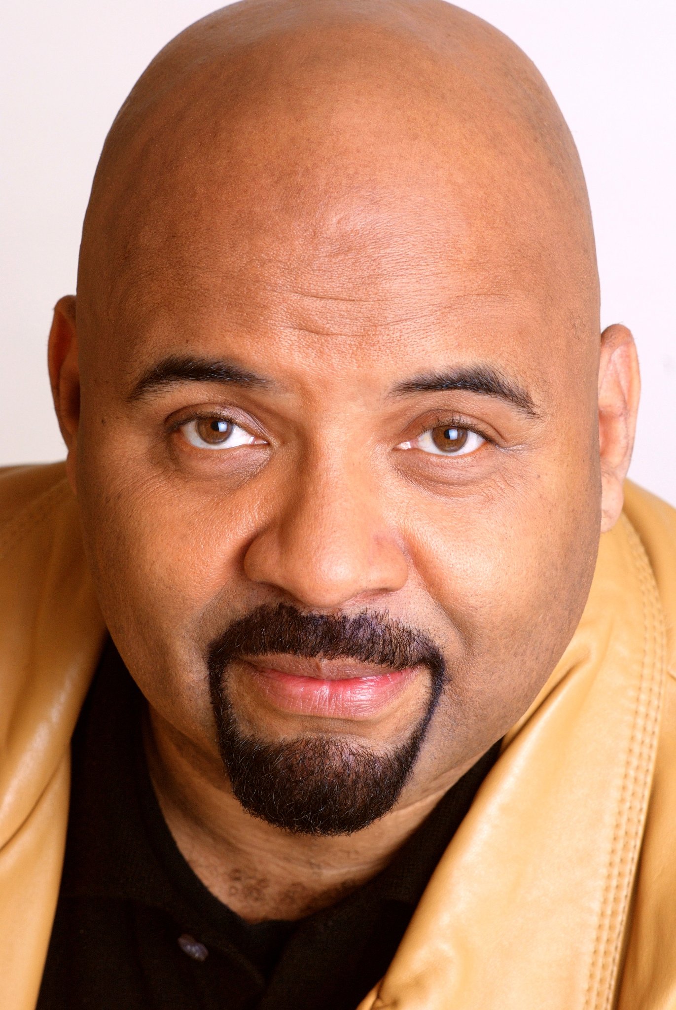 Фото - Bruce Allen Dawson: 1371x2048 / 459 Кб