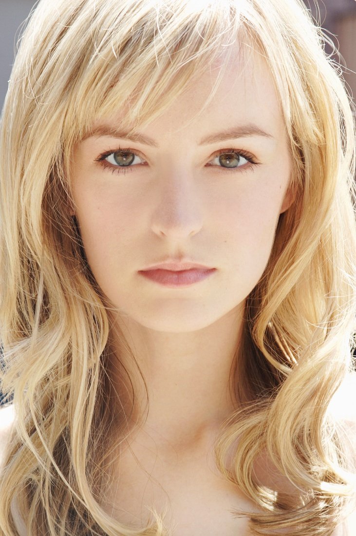 Фото - Ана О'Рейли: 731x1100 / 166 Кб