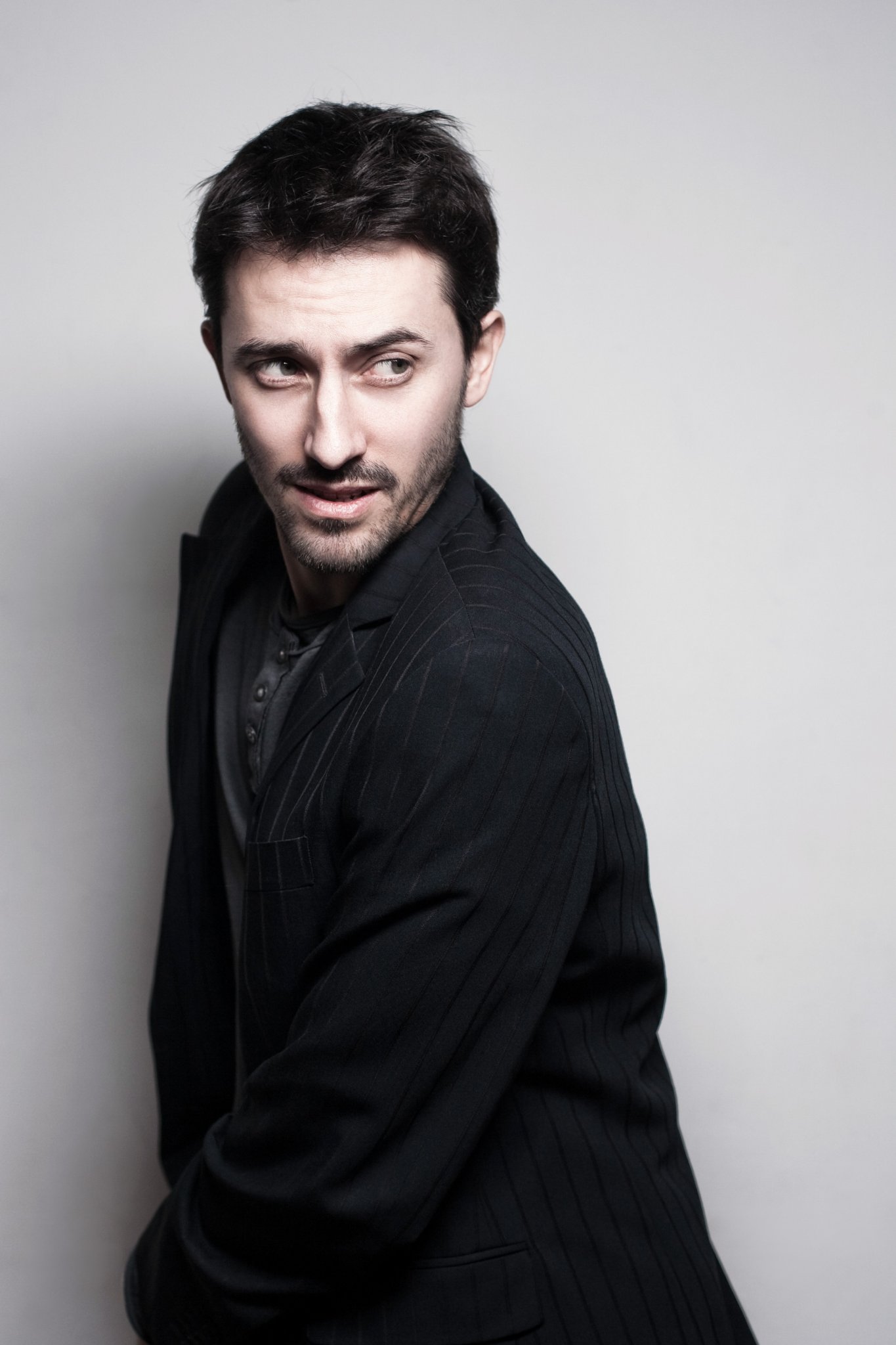 Фото - Ксавьер Лорен: 1365x2048 / 199 Кб