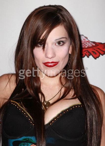 Фото - Erin Marie Hogan: 427x594 / 44 Кб